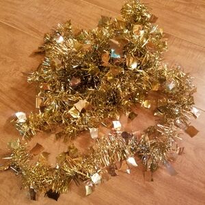 Garland, gold bells, approximately 19'.